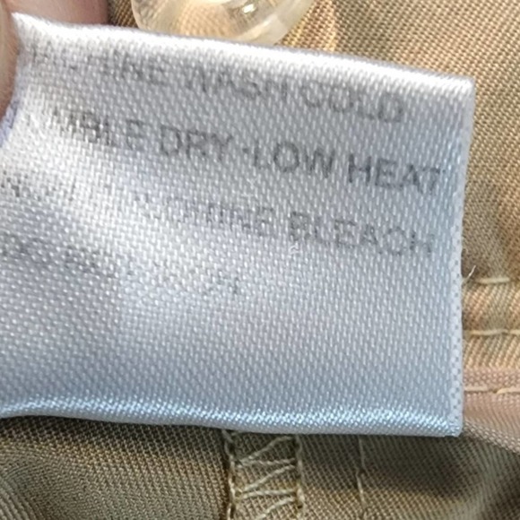 Tail Golf Bermuda Shorts Women 8 Tan Performance Stretch 3 Pocket w/ 2 Zip Tee - Picture 6 of 6